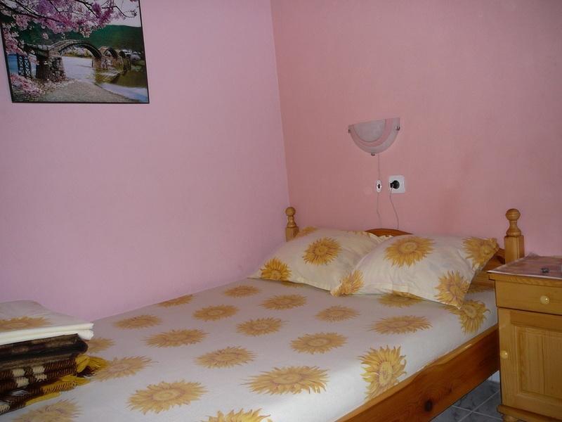 Mountain Sun Guest House Chiflik Buitenkant foto